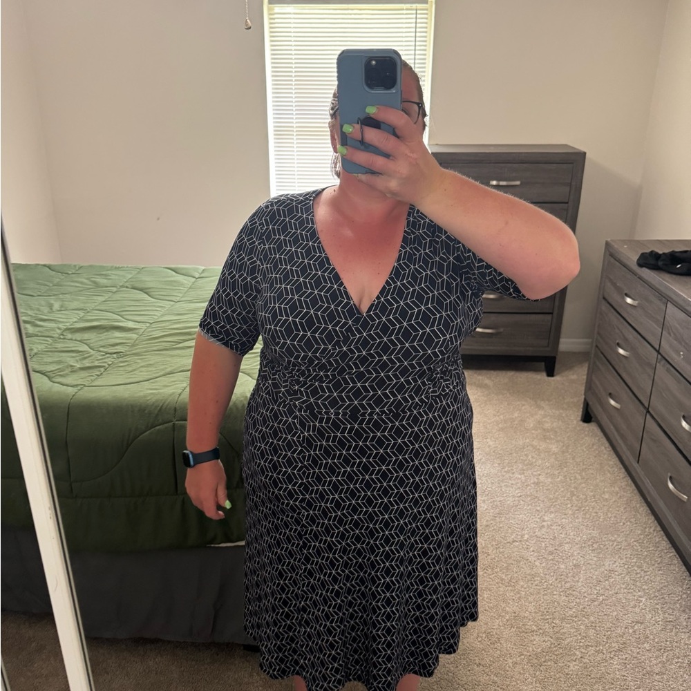 NWT Elegant Navy and White Geometric Dress